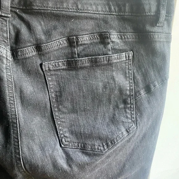 Torrid NWT Bombshell Skinny Premium Stretch Hi-Rise Jean Grenada Size 22 Short S - Picture 9 of 14